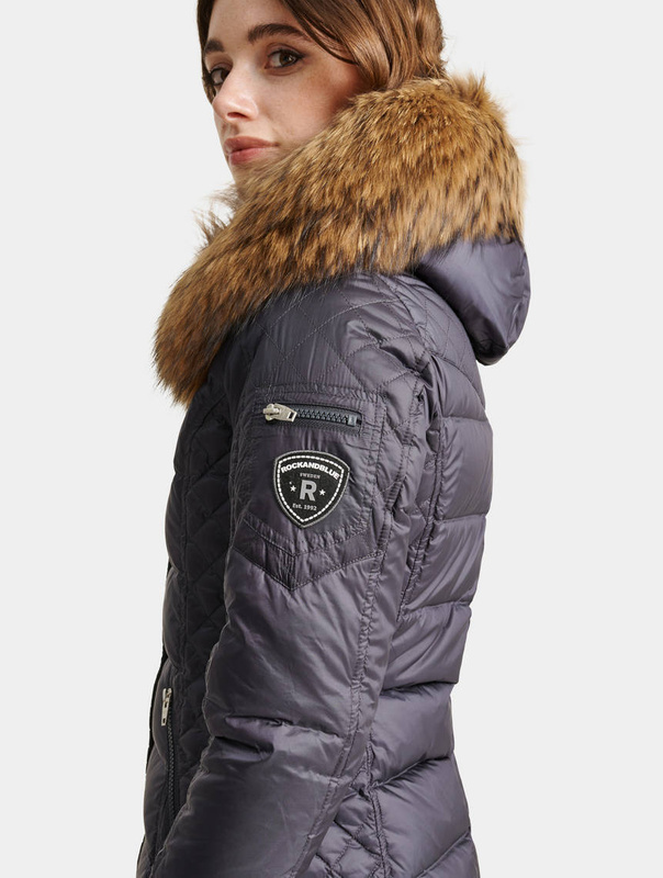 ROCKANDBLUE BEAM 90 cm - Damski puchowy płaszcz z kapturem o bardzo wąskim kroju