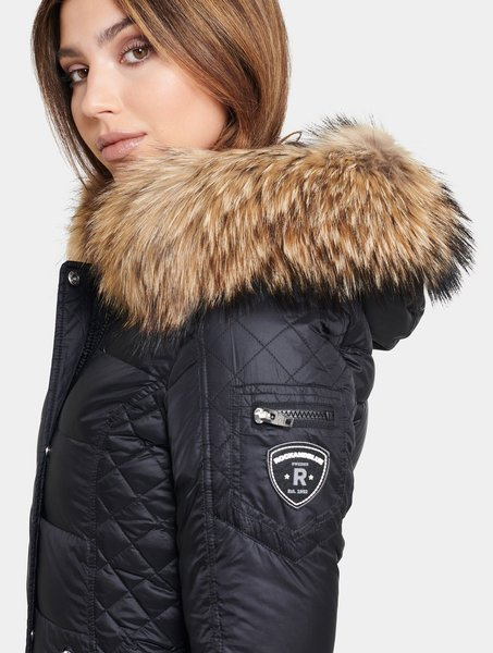 ROCKANDBLUE BEAM MID 75 cm - Kurtka puchowa o bardzo wąskim kroju z kapturem i kołnierzem z futra jenota