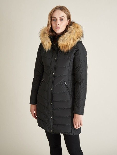 SAKI EVELYN 95 cm - Czarny płaszcz puchowy z kapturem odpinanym na suwak i sztucznym kołnierzem