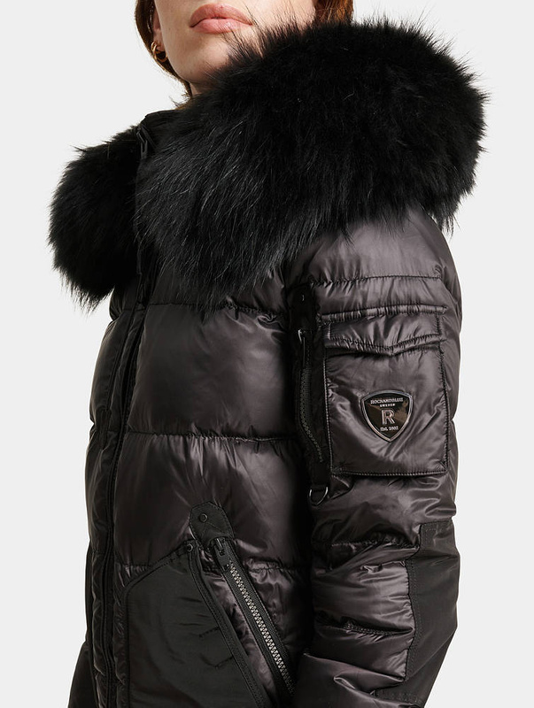 ROCKANDBLUE VALENCIA 78 cm - Czarna błyszcząco matowa sportowa kurtka puchowa z kapturem