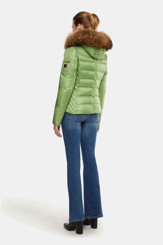 ROCKANDBLUE RITA 63 cm- Krótka puchowa kurtka o bardzo wąskim kroju w lekko połyskującym materiale
