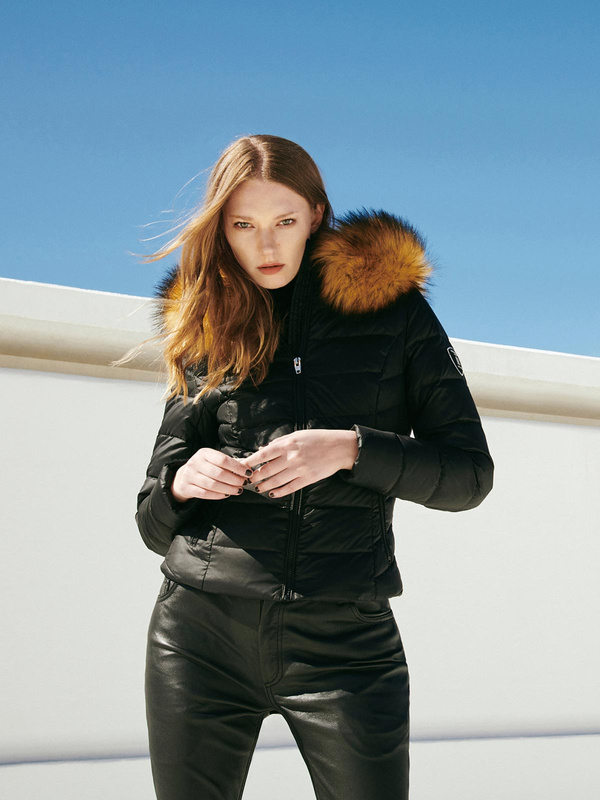 ROCKANDBLUE CHILL 58 cm - Krótka czarna kurtka puchowa